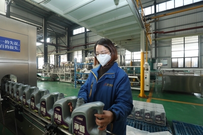 擴(kuò)產(chǎn)能 忙生產(chǎn) 力爭(zhēng)“開(kāi)門紅”——中國(guó)潤(rùn)滑脂進(jìn)出口市場(chǎng)的新機(jī)遇與挑戰(zhàn)